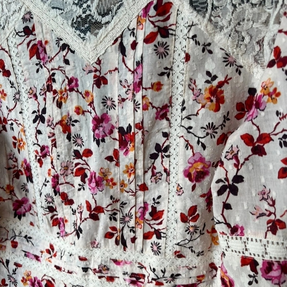 Anthropology floral blouse NWT - Picture 9 of 15